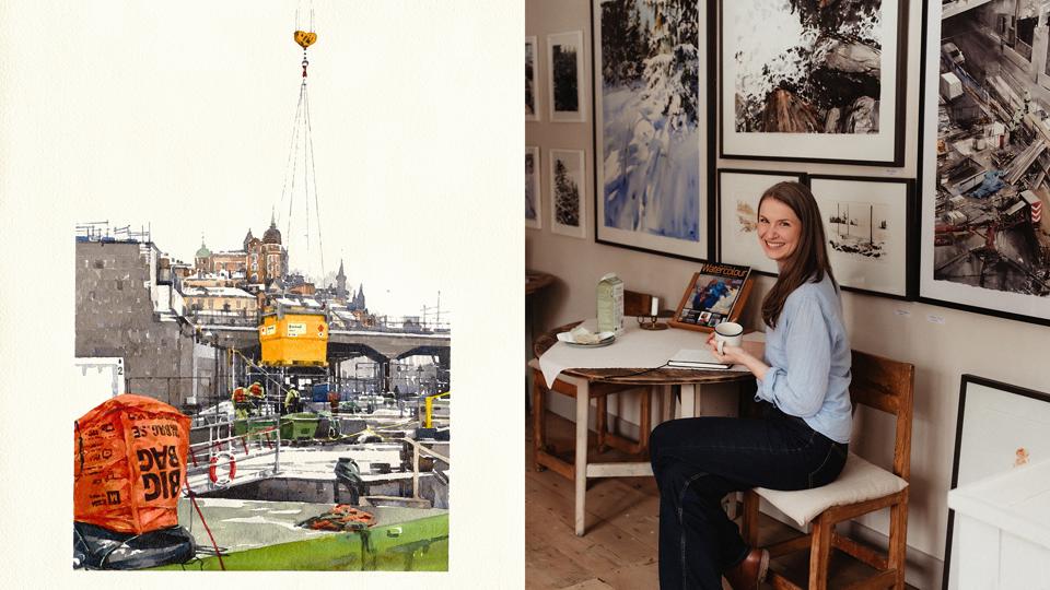 Akvarellbild av Slussen till vänster. Till höger en kvinna med brunt hår som håller i en kopp. 