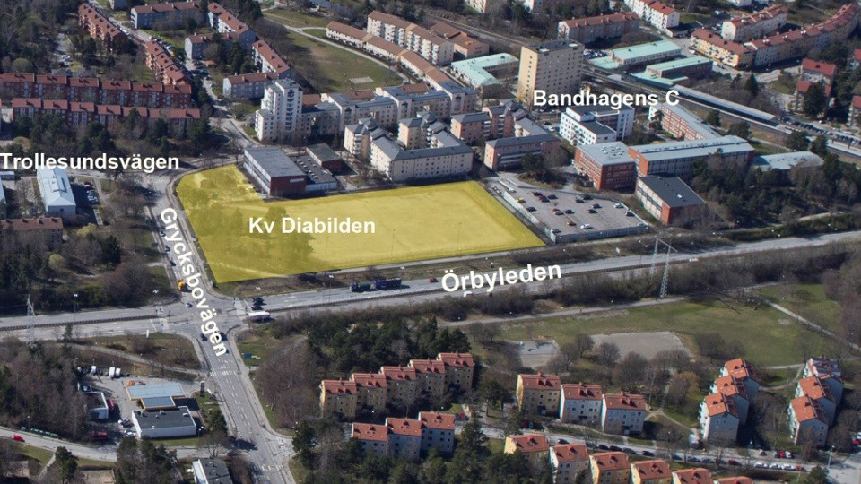 Flygvy över området från norr, med planområde markerat.