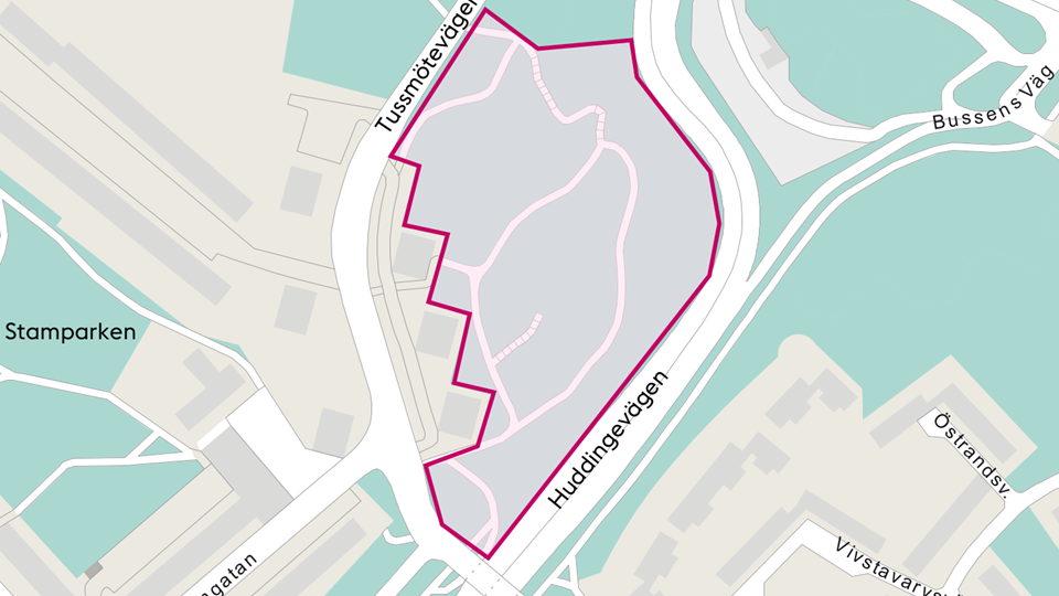 Kartbild med ungefärligt planområde, mellan Tussmötevägen och Huddingevägen,  markerat i rosa.