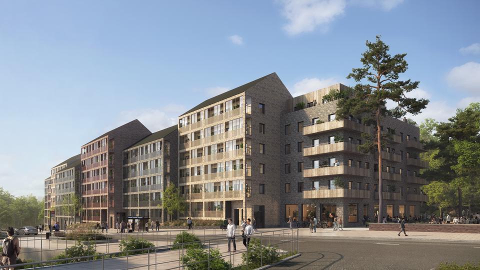 Flera sammankopplade bostadshus i olika höjder vid Ågesta Broväg. Människor i rörelse vid gångväg, trottoarer och en busshållplats. Illustration