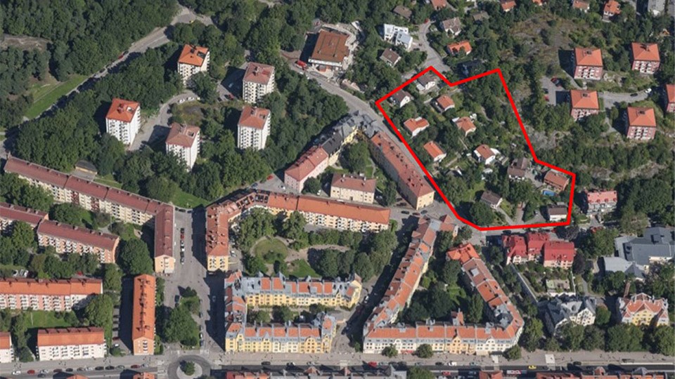 Flygbild över Aspudden. Planområdet är markerat i rött. 