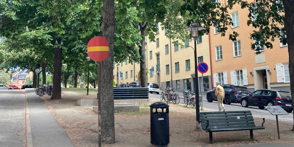 Bild på Rödbergsgatan innan upprustning