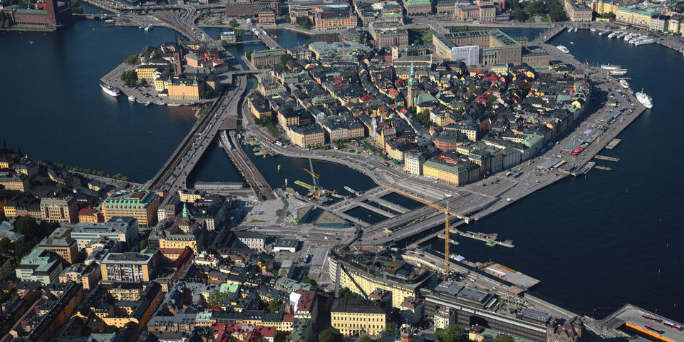 Flygfoto över Slussenområdet. Vy från söder mot norr.