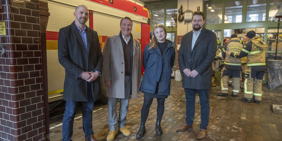 Representanter från Stockholms stad, Region Stockholm och Storstockholms brandförsvar, foto.