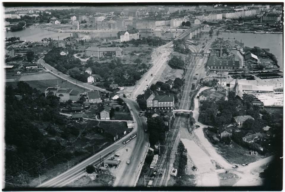 Flygbild från 1932 över norra Liljeholmen mot Södermalm.
